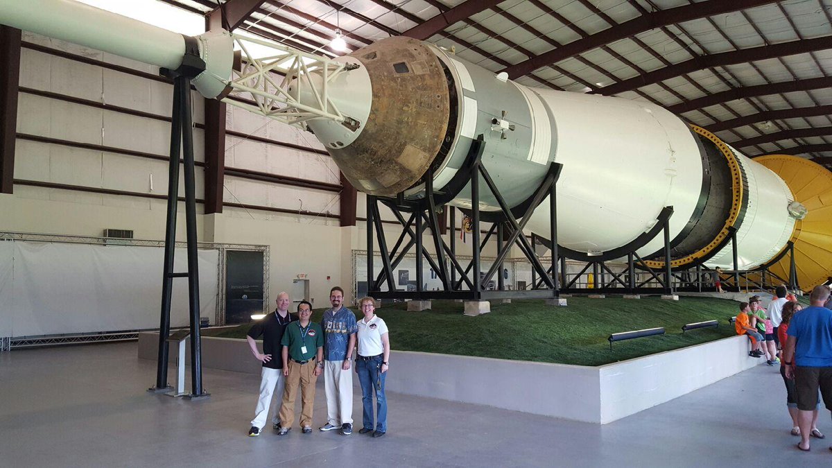 SciKyle's tweet photo. #HERA_XI crew visit to the #SaturnV at @NASA_Johnson :-) #rocket #selfie #moonmachine https://t.co/qCcnatdtTZ