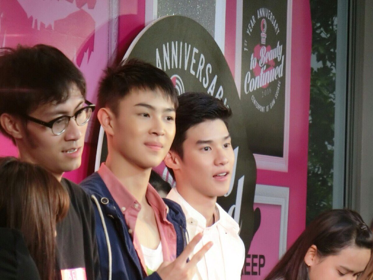 pp_panidaJJ's tweet photo. รักหนักมาก😍💕 #BoomKrittapak  #peakpeemapol #บูมพีค  #ทีมธีร์ฟิ��ส์ @BoomKrittapak @peakpeemapol https://t.co/sDc6c1bYIV