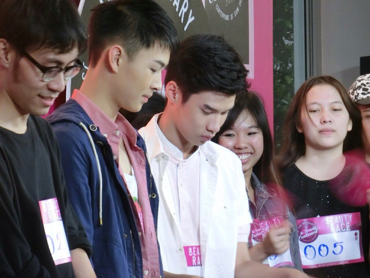 pp_panidaJJ's tweet photo. รักหนักมาก😍💕 #BoomKrittapak  #peakpeemapol #บูมพีค  #ทีมธีร์ฟิ��ส์ @BoomKrittapak @peakpeemapol https://t.co/sDc6c1bYIV