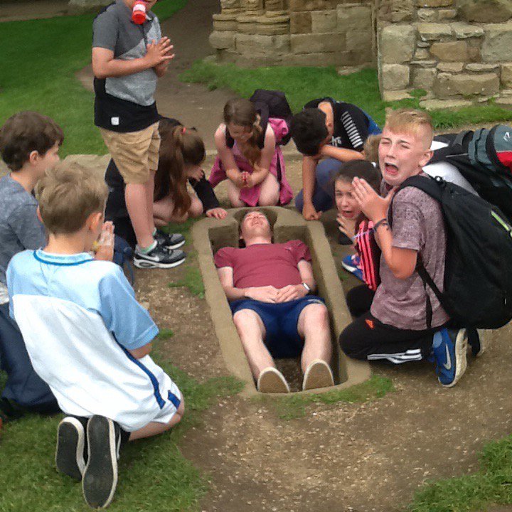 HCPSHawks's tweet photo. Hawks look very upset that Mr Armour is in the coffin.....but seem to be cheering when Mrs Medley is in there! 😢 https://t.co/RUN9xE2r4a