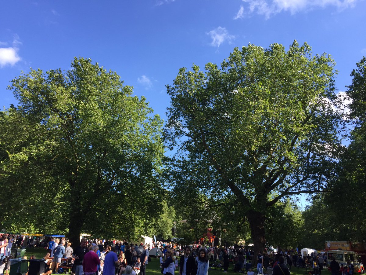SE16Hour's tweet photo. @BermondseyBeat absolutely amazing today! Well done to all involved @SouthwarkEvents #BermondseyCarnival https://t.co/BIqIDwFwIz