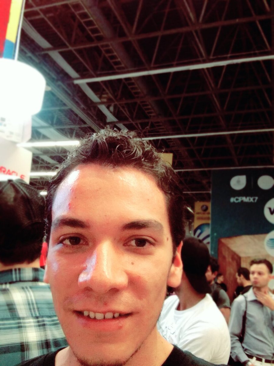 kkuat_'s tweet photo. #LiveOracleCampus #CPMX7 https://t.co/ovrNOjrBWX