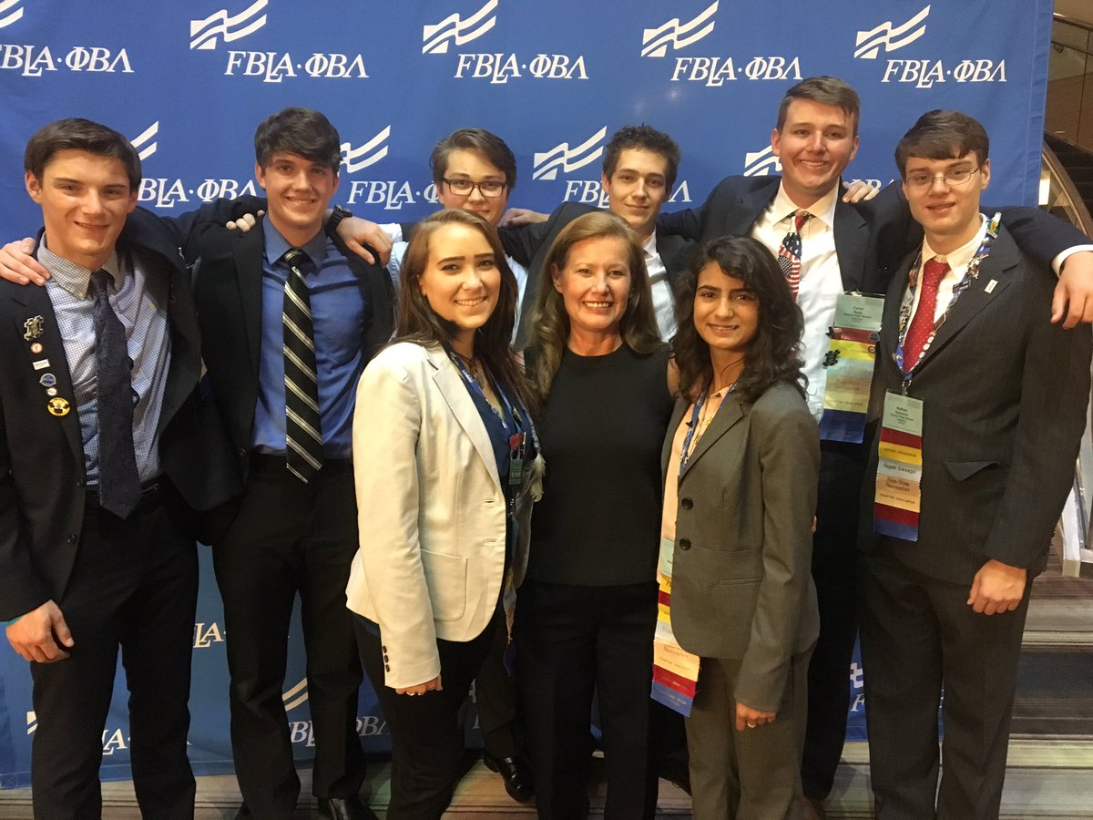 JudyKehr's tweet photo. @Hoover_FBLA members ready for #NLC16FBLA Awards program. #HHSBiz #ITHHS @GerriKimble https://t.co/XvfS54lmcS