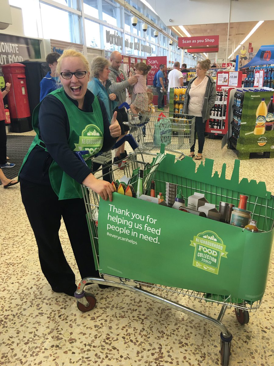 TescoFleetsCR's tweet image. Food bank! Unloaded three trolleys but still going strong! 👍🏼👏🏼 @FareShareUK #everycanhelp