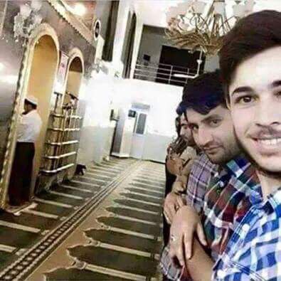 Hazemtion's tweet photo. لما تكون بتكراش على واحده متدينة و عايز تبين ليها انك بتصلي التراويح https://t.co/v3T6GNyvQV