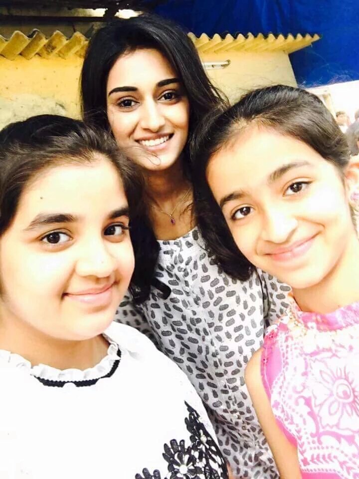 KRPKAB's tweet photo. Pretty dolls #ericafernandes @IamEJF @Erica_JF_FC #krpkav 😍😱😁😇😆😄😊 https://t.co/38erhf70ya