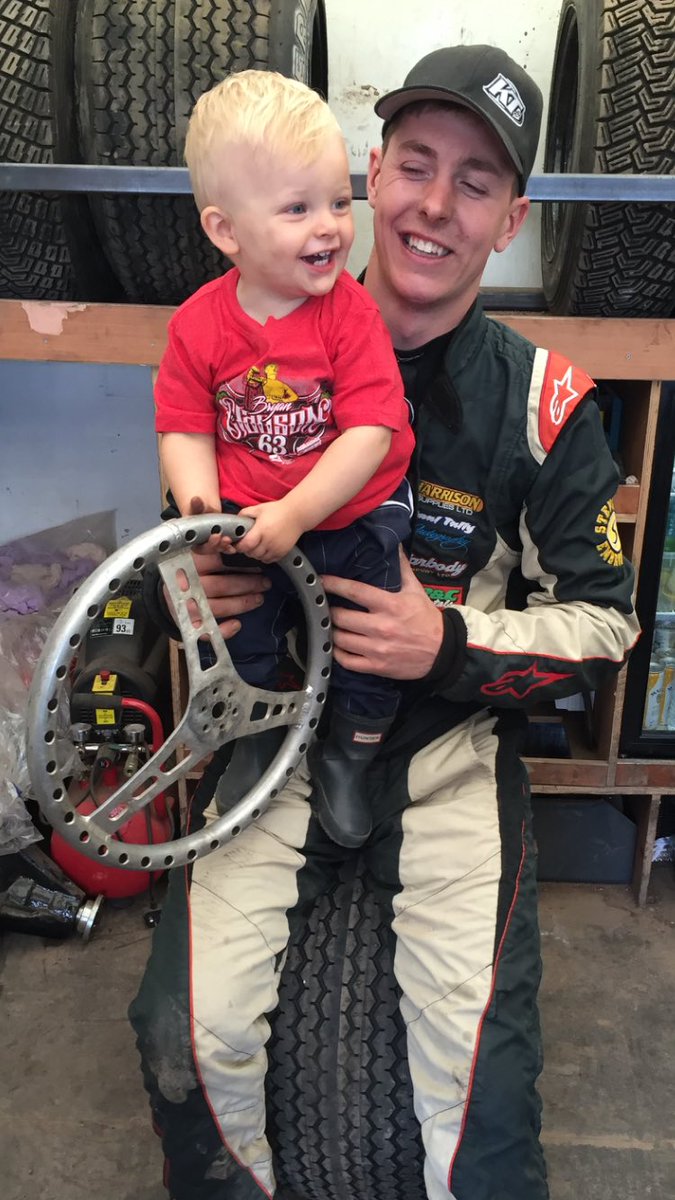 Harris84Tom's tweet photo. @BryanClauson @BryanClausonInc one of your small race fans here in the uk🏁 #futurewheelman https://t.co/PotYkxXu7B