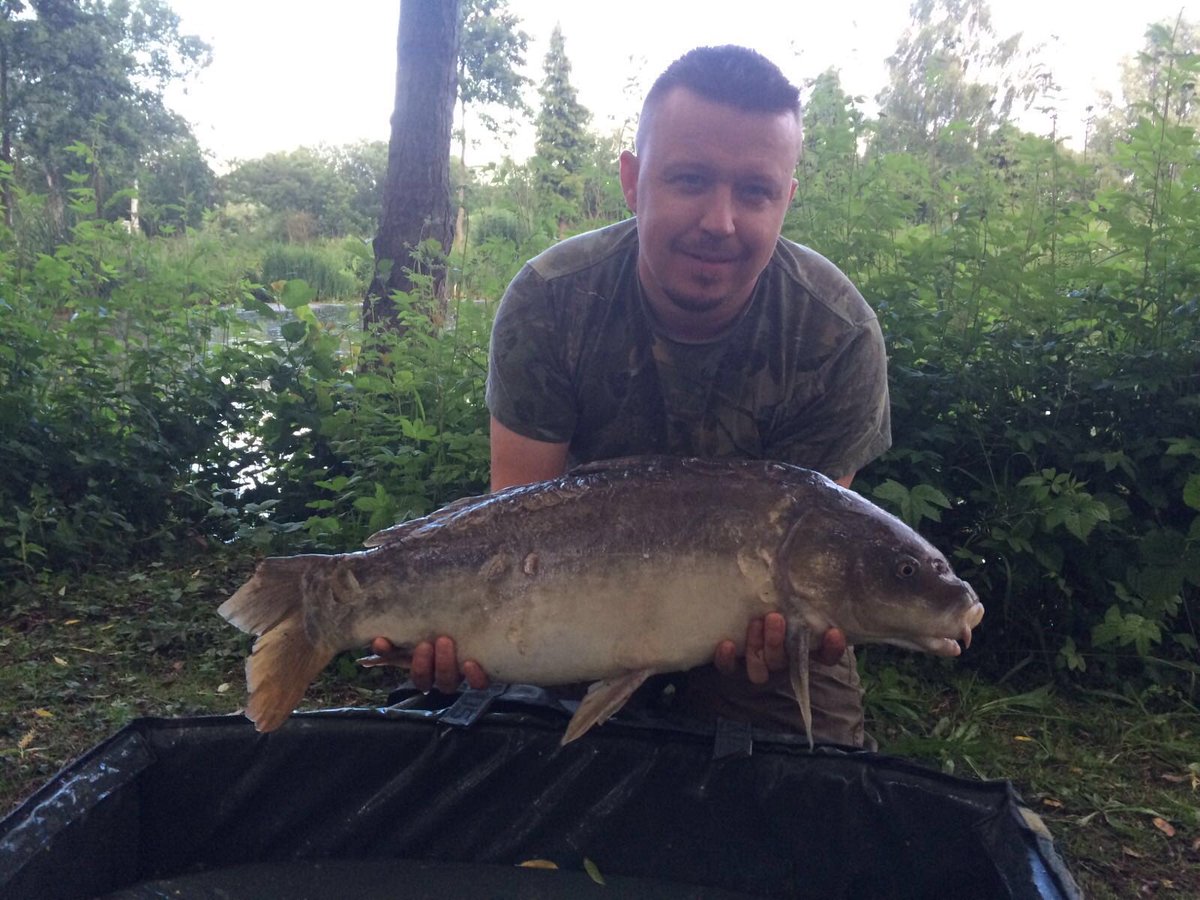 jhorry79's tweet photo. Nice little 24 he session and @StickyOfficial #krill doing the business. #krill #stickybaits #DoWhatItDoes https://t.co/9sSNmshboA