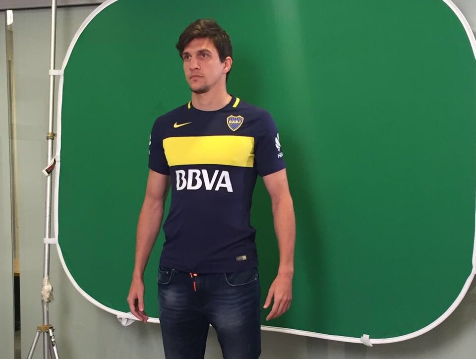 A first look at the Boca Juniors 2016/17 Nike home kit #Boca
