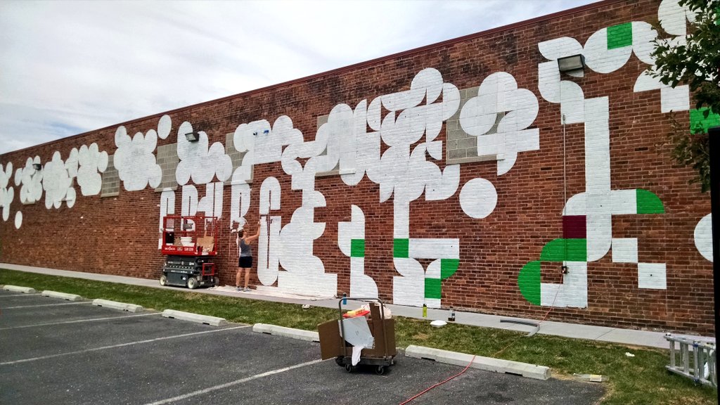 DMarcheskie's tweet photo. Progress from @SprocketMurals @HelloMegDavis 🎨🎨🎨 https://t.co/HIppCNy5Xr