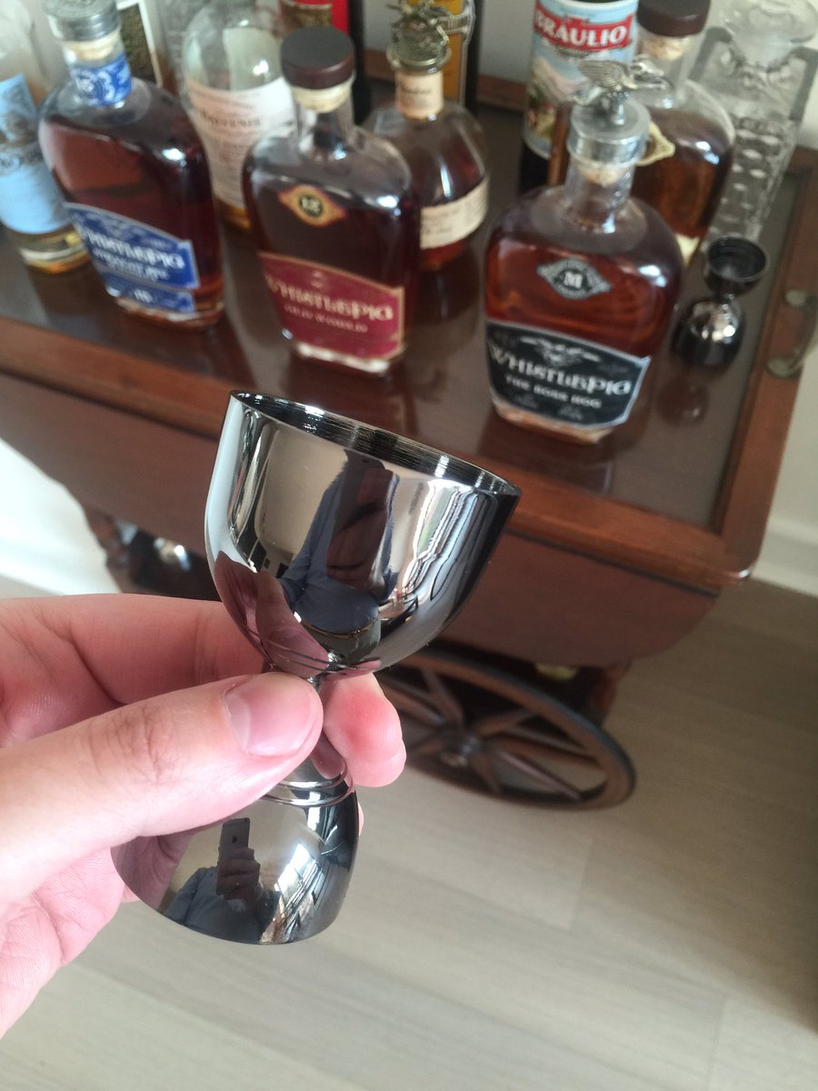 MazzarellaFrank's tweet image. The Leopold jiggers in gunmetal black from @CocktailKingdom are beautiful.