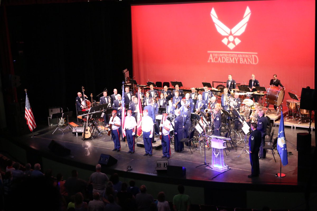 Honor Guard presents colors at #USAFAcademyBand concert. Happy #IndependenceDay, U.S.A 🇺🇸