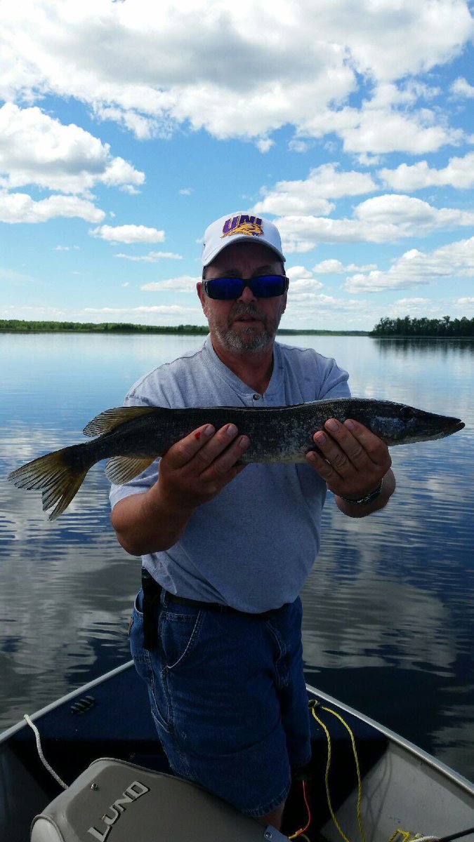 Sunset_Point's tweet image. Great catch on Bass Lake near Cohasset, MN OnlyinMN #FishMN #LandOf10000Lakes