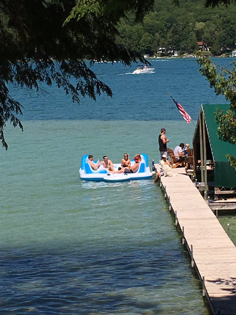 Yanalunas's tweet photo. Just @WalloonLakeMI chillin' https://t.co/zDXeIonY6i