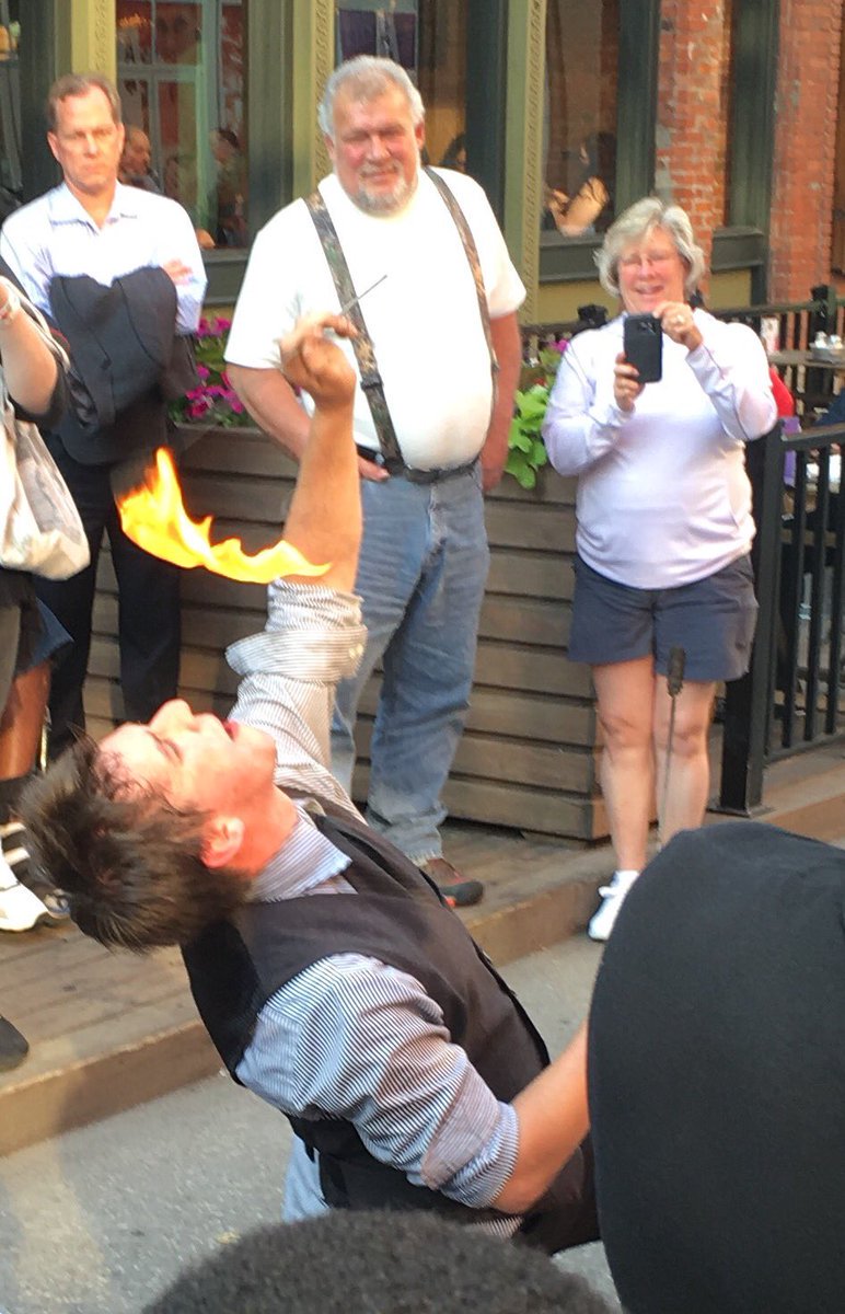HwoodGreektown's tweet photo. #GTSundown Food Friends Kid Fun Chocolate Cake &amp; Fire Eaters! It's all here. @GreektownCasino #SummerInTheCity https://t.co/6ukuCIZcyy