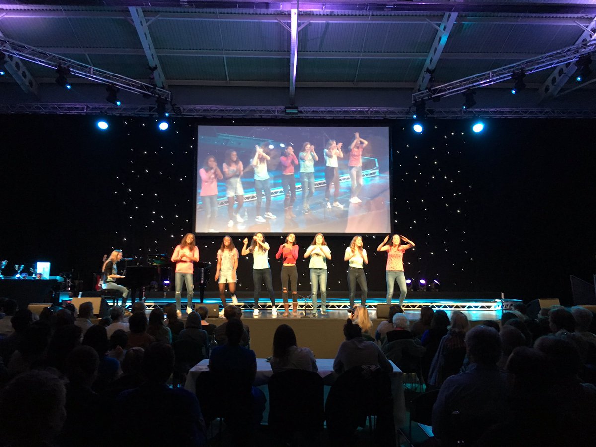 DowneHouseMusic's tweet photo. The Director of Music's prize was awarded to North of Tomorrow #BTHD16 https://t.co/s5ukXhGEvi