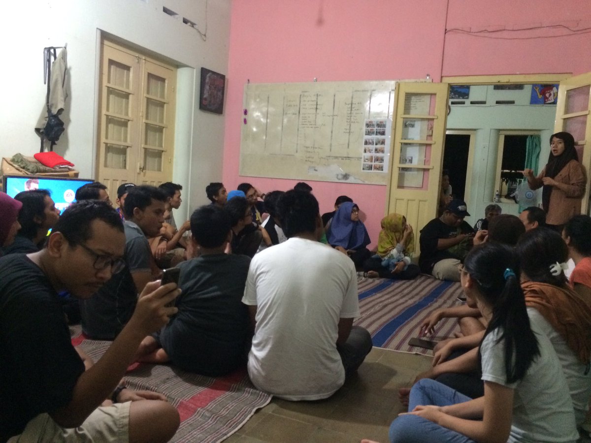 Preparing Sahur on the Road with <a href="/DACjogja/">Deaf Art Community</a> 🙏🙏🙏