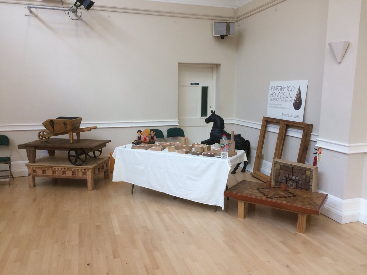 RiverwoodHouses's tweet photo. A great day at Kinder Living Show. Picked up a huge job to quote #KLS2016 #showmethemoney https://t.co/eZYViYvW0n