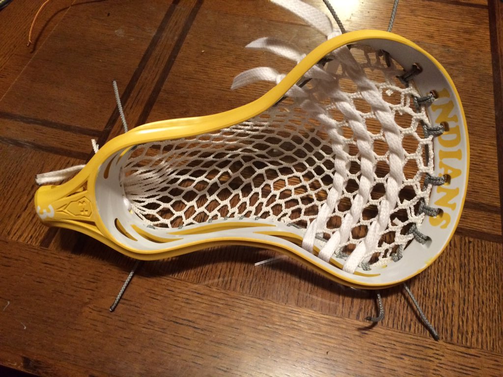 @UALacrosse command with Insideout Indians dye with <a href="/StringKing/">StringKing</a> 3s mesh for <a href="/skky66/">Mae</a>