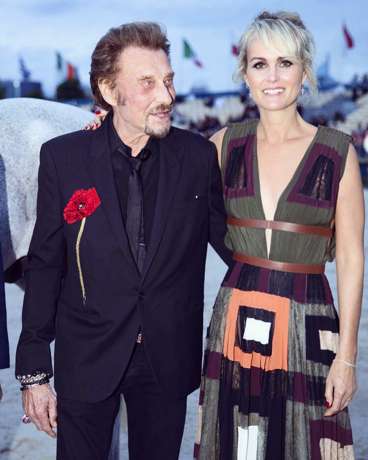 LHallyday's tweet photo. Demain au #LPEJ2016 vente aux enchères des obstacles créés par #JeanMichelWilmotte au profit de @labonnetoileorg ✨ https://t.co/vfAqlP0iZv