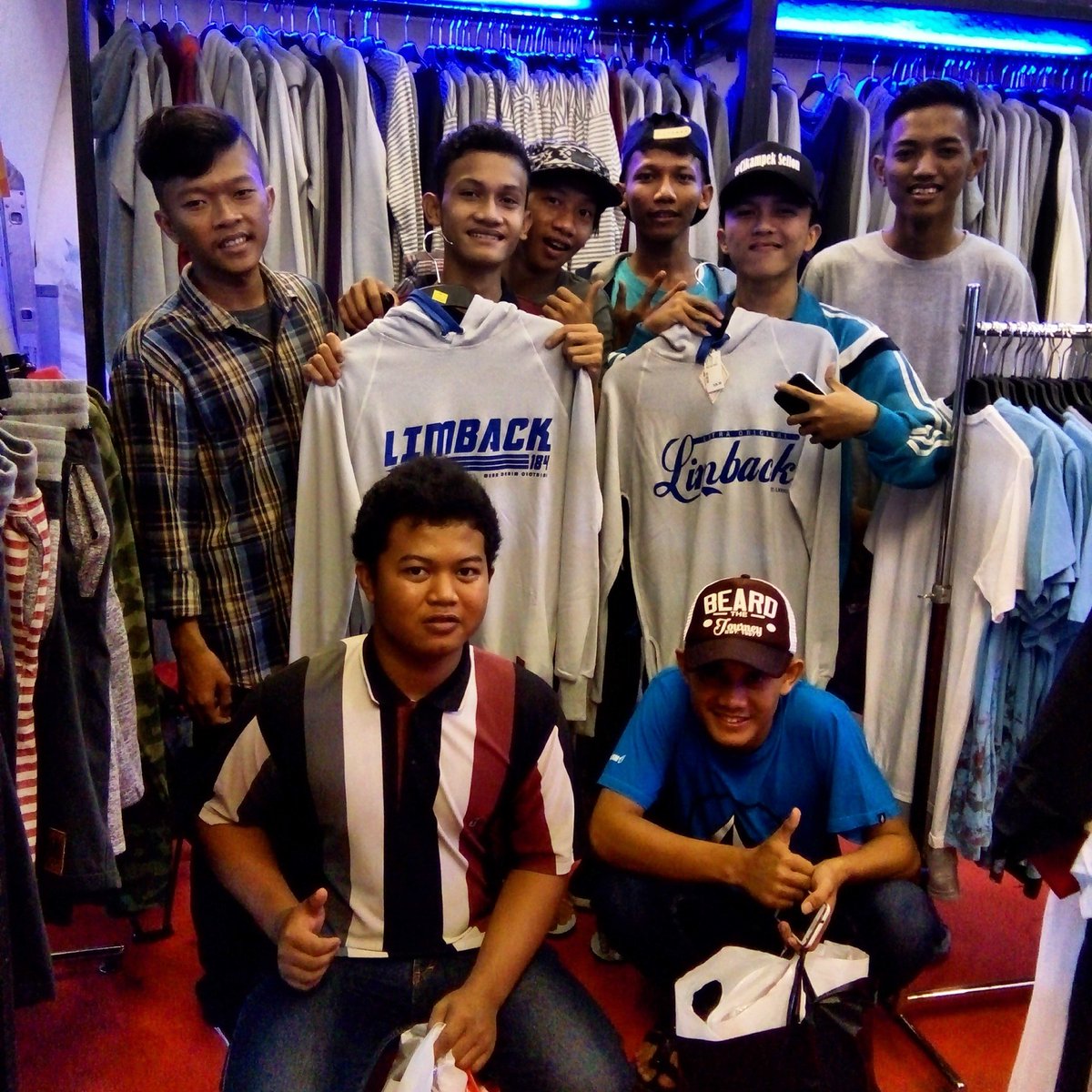 Limback (@cloth84) on Twitter photo 