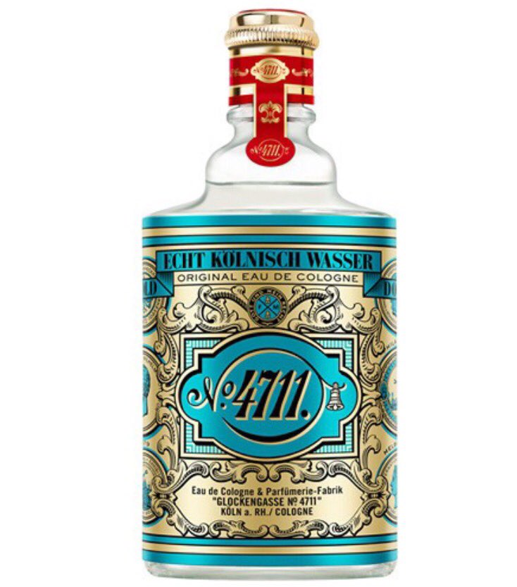 deblaca's tweet photo. A dab of 4711 was the only perfume in town #GrowingUpIrish https://t.co/eTsZV20yri