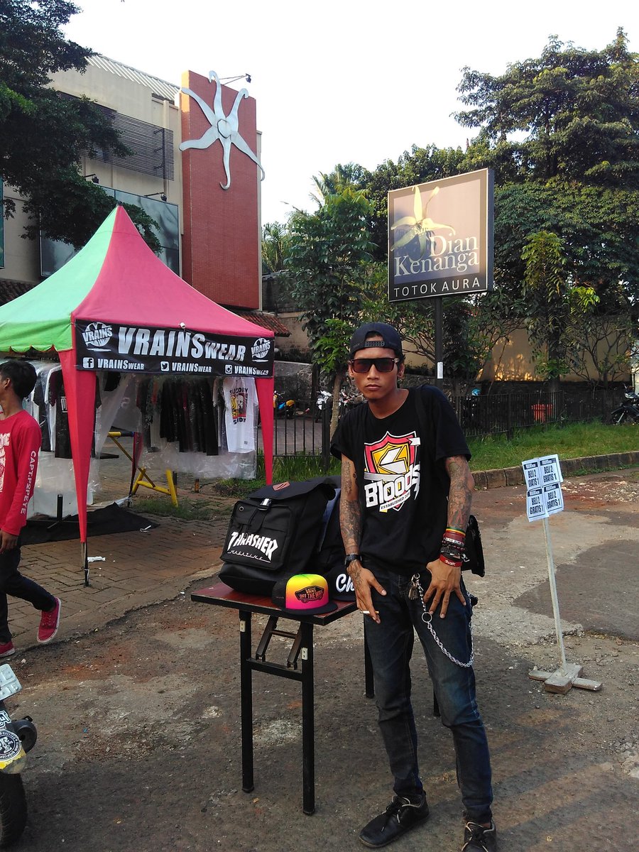 JL Tole Iskandar ( depan Pasar Segar Depok ) || BBM : 5A9BF905 / 7BA37BC3 || Telephone / Text : 0822-1072-4979