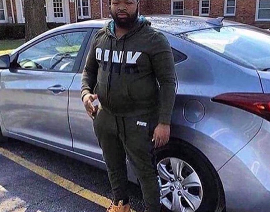 WSHHFANS's tweet photo. When your girl finds someone else's clothes in your car so you gotta act like its yours https://t.co/jSuGuuekRt