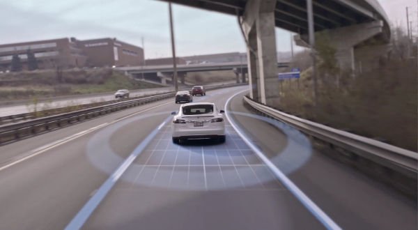 aaswebesolution's tweet image. Autopilot Cars are still not safe, visit goo.gl/m8fF7q #StaySafe #Autopilot #TeslaCrash #RoadRash