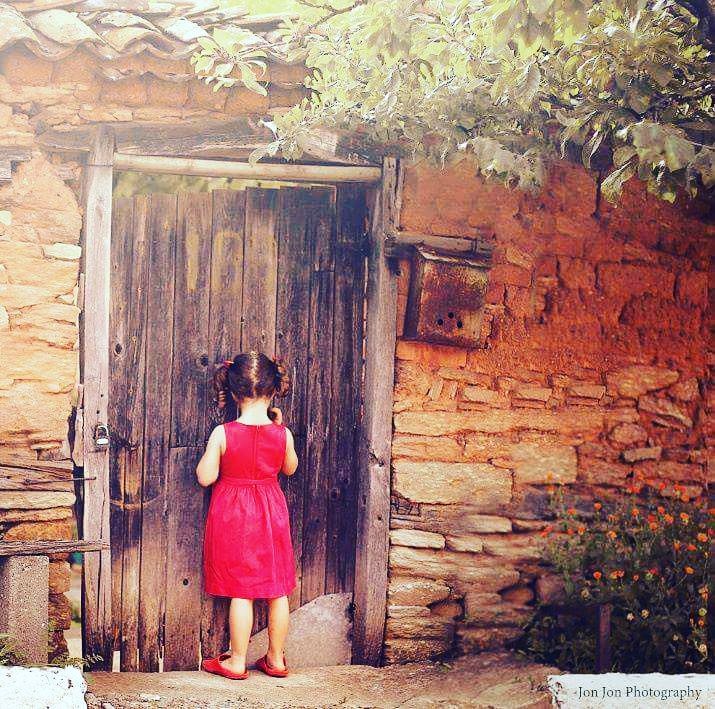 Çalınan her kapı hemen açılsaydı, 
Ümidin, sabrın ve isteğin derecesi anlaşılmazdı...