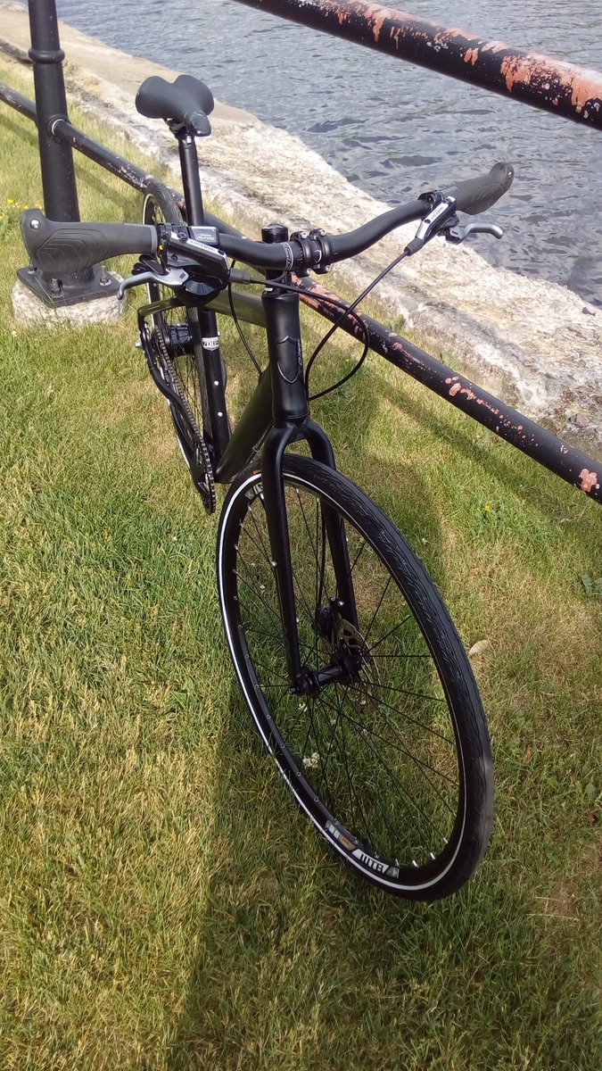 TechnoCycle1's tweet photo. Super vélo pour profiter de l'été. Venez le voir dans notre shop!

https://t.co/x4GTwkYOrF https://t.co/GtkSXuADvV
