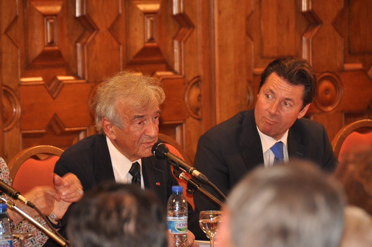 cestrosi's tweet image. Je n'oublierai jamais la rencontre à #Nice de S.Veil et E.#wiesel qui nous appelait à rester les témoins des témoins