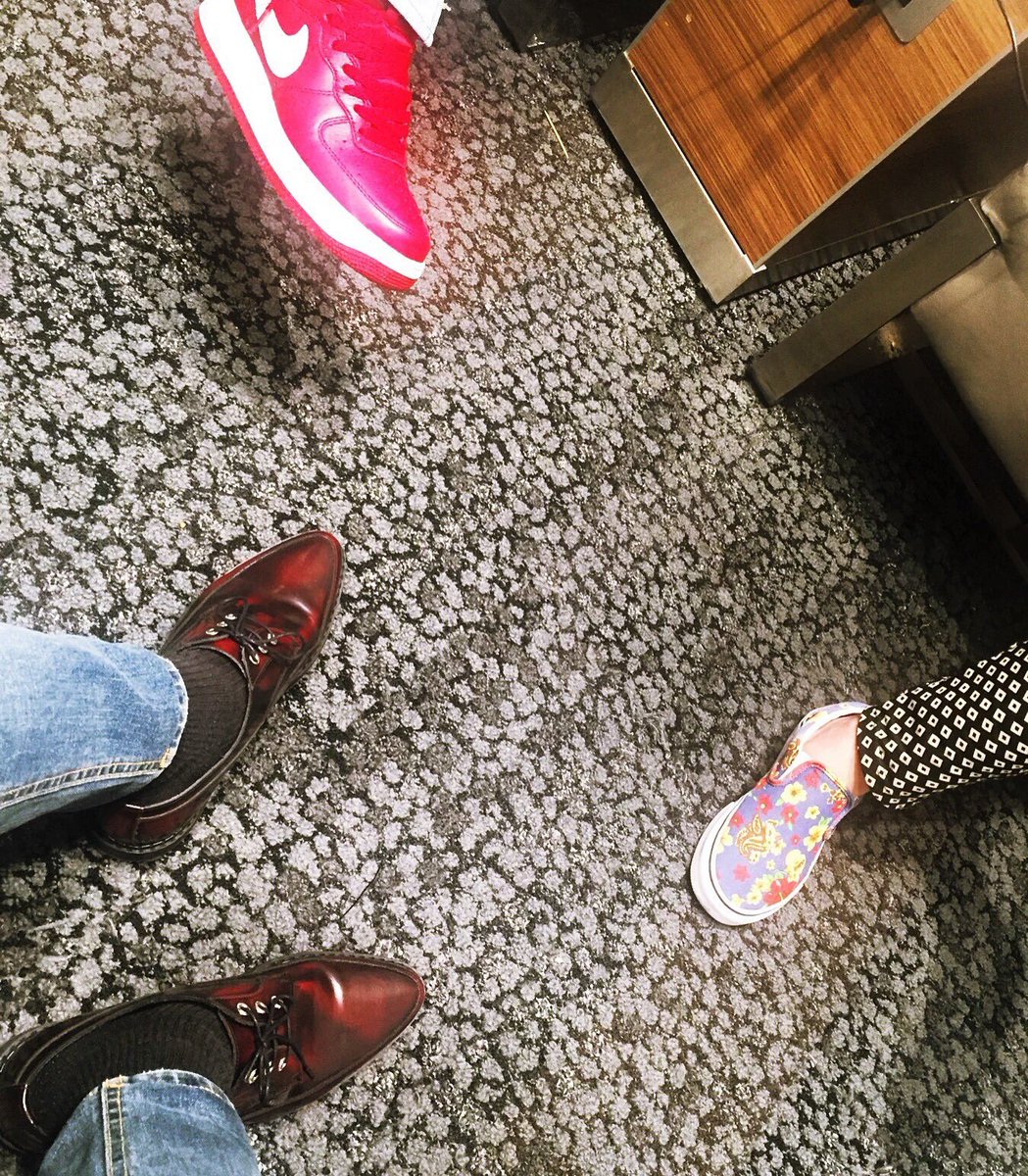 ShiNn_Min's tweet photo. "@shfly3424 👞 #특 #예 #희 #LA #Mexicoc https://t.co/xM345Osou2