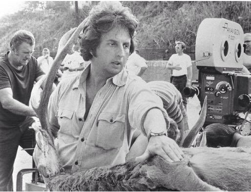 tbarnaud's tweet photo. Michael CIMINO
3 février 1939-2 juillet 2016
Du bout de l'enfer aux portes du paradis, merci à ce grand cinéaste
RIP https://t.co/SM5PQAikz4