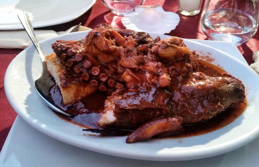 Stasera #cacciucco d'ordinanza a #livorno. #sempresulavia #Toscana  <a href="/cacciuccopride/">Cacciuccopride</a> #piacevolezza