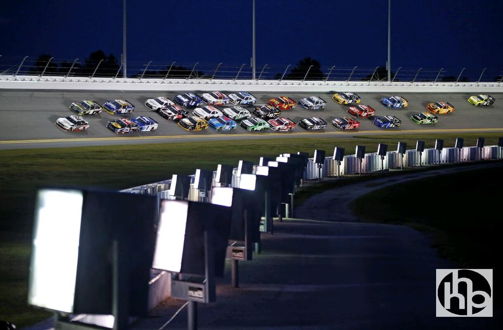 HHinsonPhoto's tweet image. Daytona. 
#SubwayFirecracker250