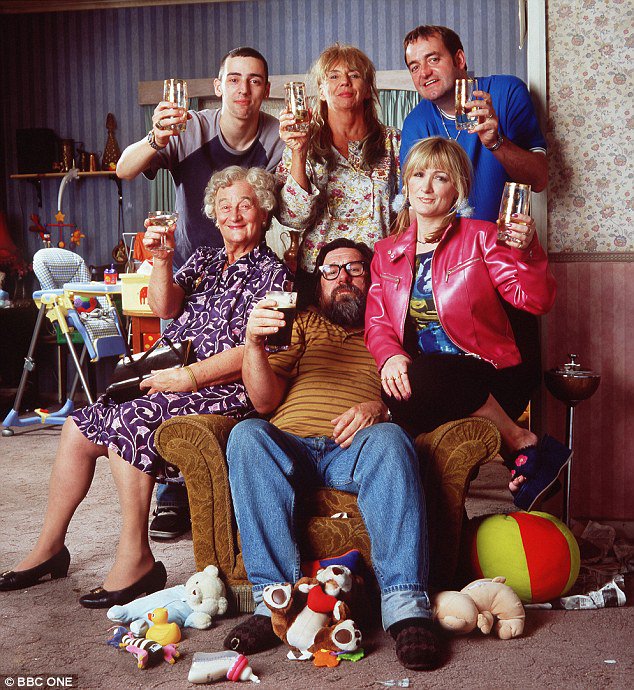mrtonymartin's tweet image. RIP Caroline Aherne. To call this the greatest sitcom ever is probably talking it down:
