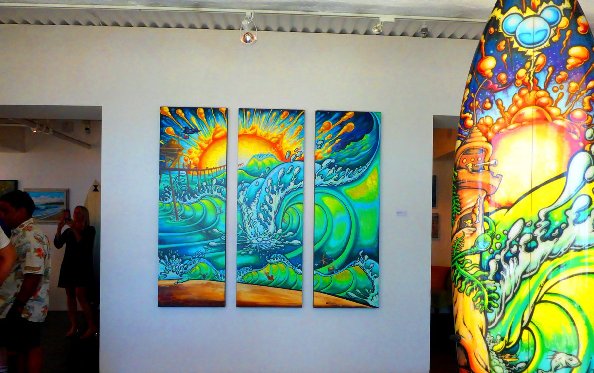jumpon3june's tweet photo. #jumpon3 into #theartofsurf with #1recovery #surfart from #PointBreakMovie! https://t.co/FZZZ71FgET