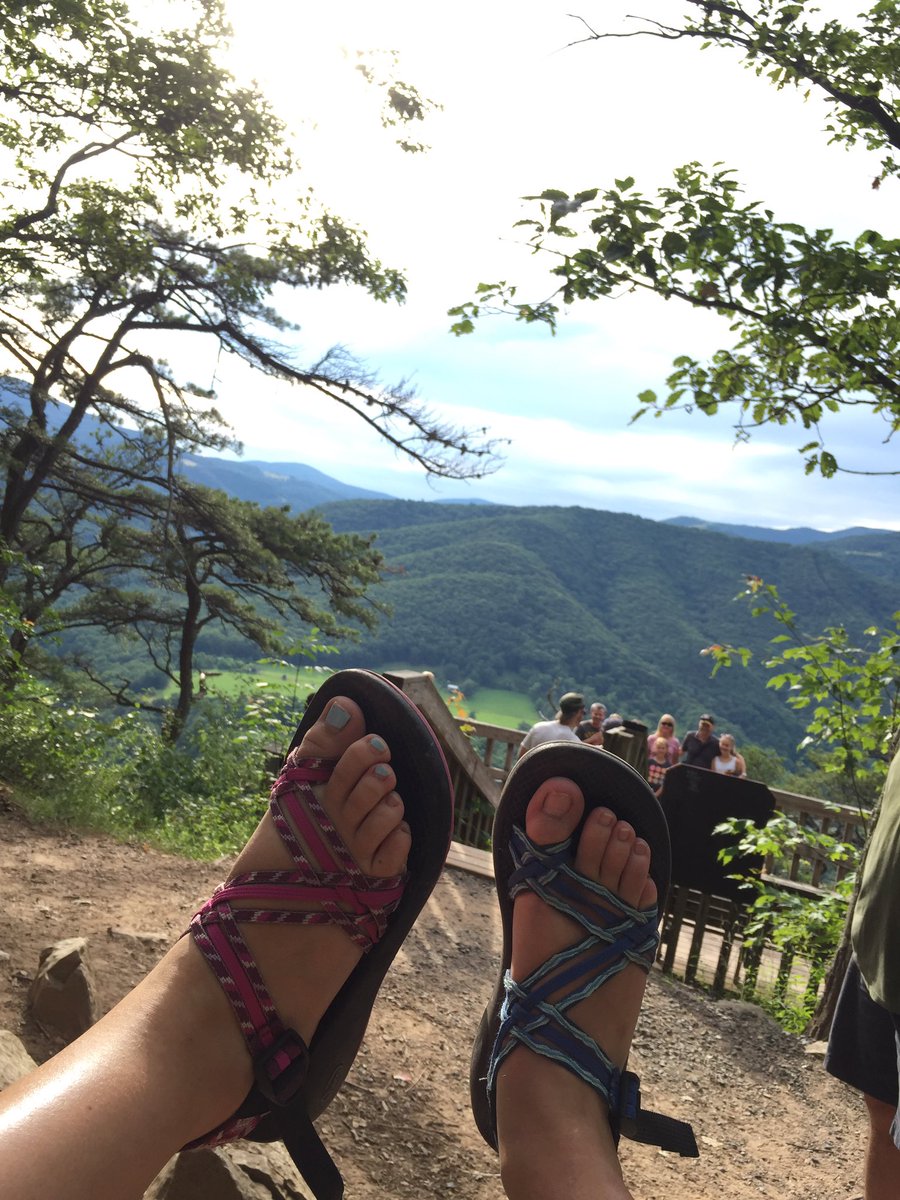 sawells99's tweet photo. S/o to my chacos for supporting me in my journey up this rock.. #SenecaRock #ChacoNation https://t.co/TU3KYXzywC