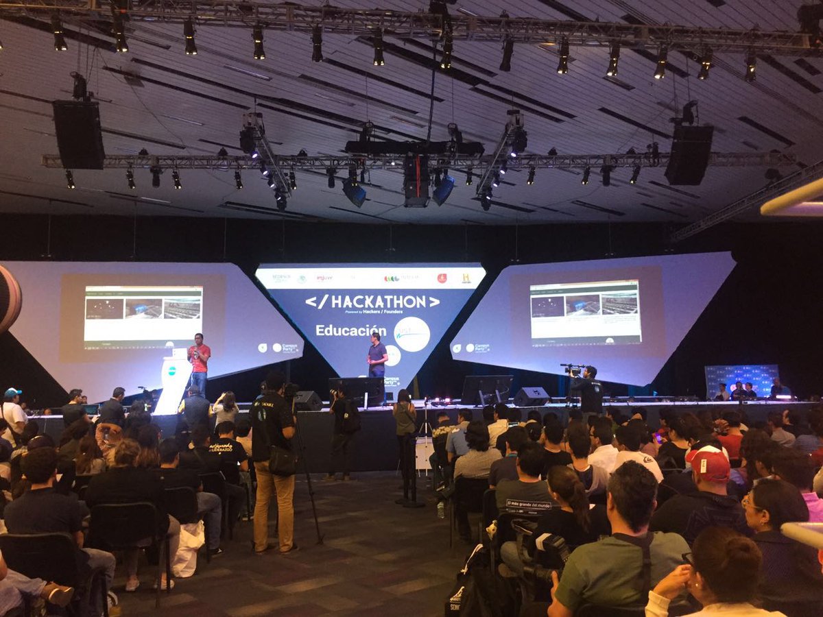 Economia_UDP's tweet image. Así se vive #HackatonCPMX en @Campuspartymx @hackfundgdl @SedecoJalisco