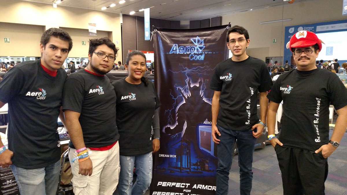 AeroCoolMex's tweet photo. Quieren mas playeras y lanyards?? #CPMX16 #CPMX7 @AeroCoolMex https://t.co/cCOsmWJzgp
