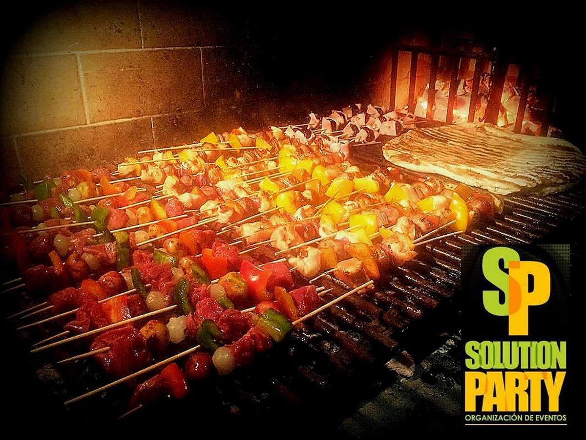 SolutionPartys's tweet photo. #evento #pizzaparty #catering #solutionparty #barramobil https://t.co/pKCHylCQ3f
