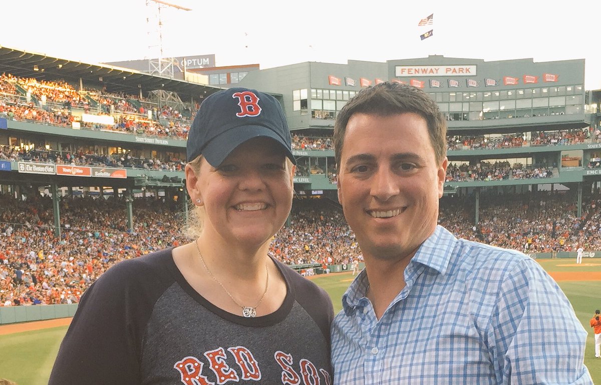 jackiegoad10's tweet image. Having a blast at Fenway watching the Red Sox play!