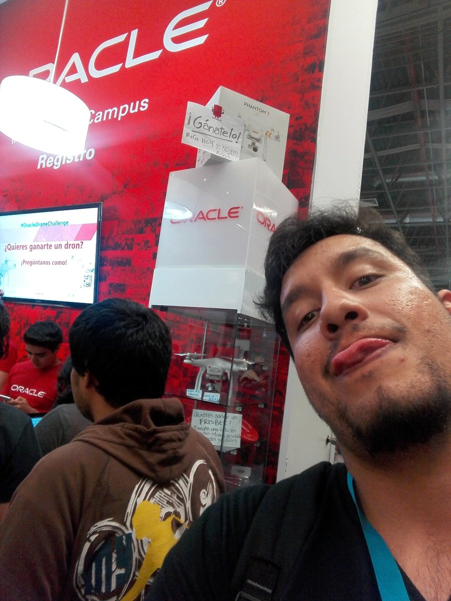 SithLujurias's tweet photo. #LiveOracleCampus #CPMX7 https://t.co/0mlmKcY2Zh