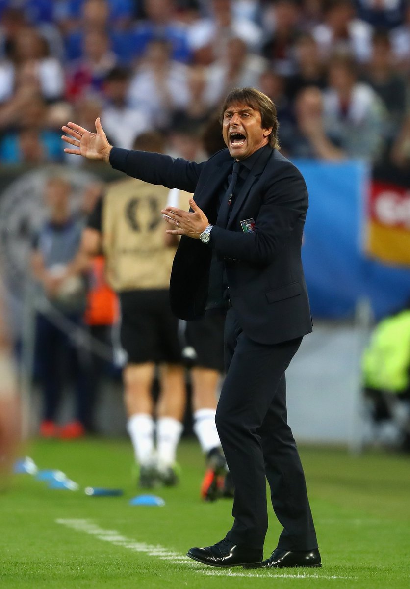 Azzurri_En's tweet image. #EURO2016 
It hurts to leave France like that but the #Azzurri have their heads held high. We're proud of #ITA