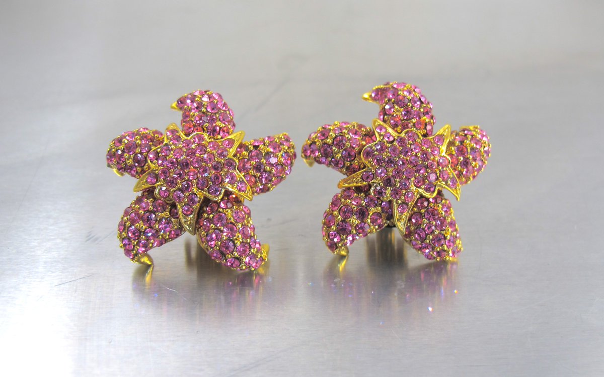TonettesTreasur's tweet photo. https://t.co/6xto5G8Tbx #pinkstarfish #tonettestreasures https://t.co/76zZNdQRDf