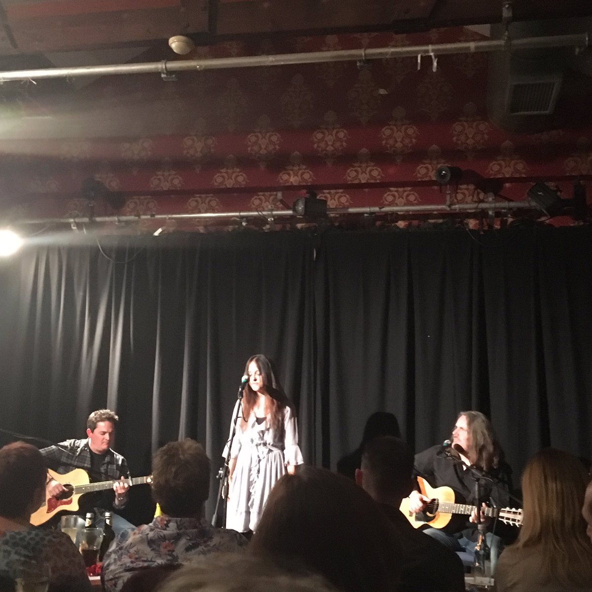 SteveLuffRadio's tweet photo. Great Bedford Gig @tinderboxduo #EntShed https://t.co/Fhy18vSnWu