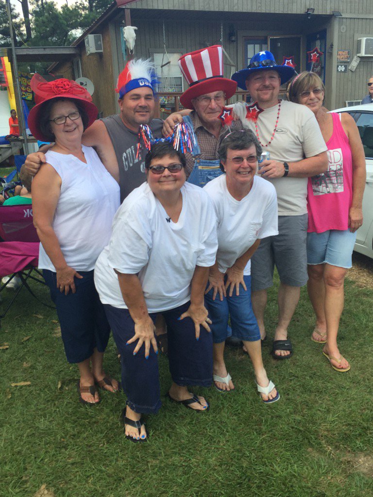Cblissard's tweet photo. #FourthOfJulyWeekend https://t.co/E3VouIY5mL