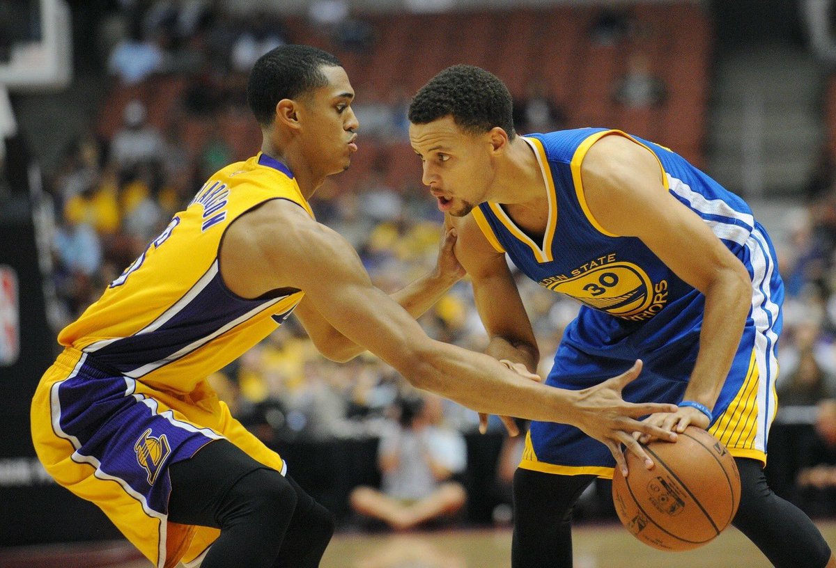 FakeSportsCentr's tweet photo. When you stop and think... This is a F#CKING JOKE!

Steph Curry: 4 yrs/$44 million
Jordan Clarkson: 4yrs/$50 million https://t.co/c8gAUNH24X