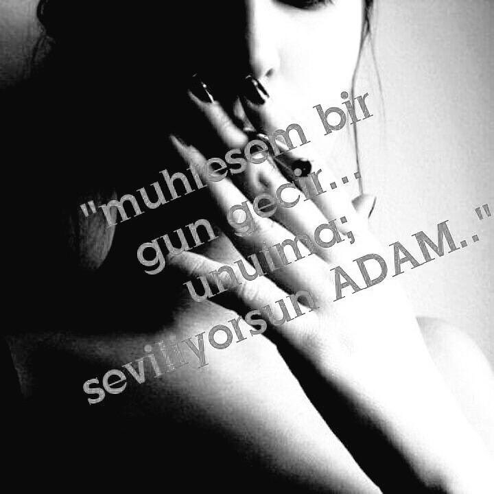 Ruzgar_411's tweet photo. Neyse İnsan
Kendi Yagında
Kavrulacak/ki
Kimse
Sahiplenmesin
İyi Dilegide
Kendimize
Kendimiz/Der
Eser
Gider
Adam___✔️ https://t.co/0zHaf6TUZ0